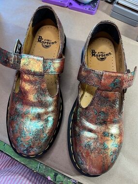 Like new US women’s size 8 Dr Martens DM